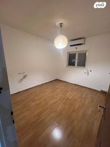 דירה, הצנחנים 25, צמרת גנים / עין גנים דרום, פתח תקווה