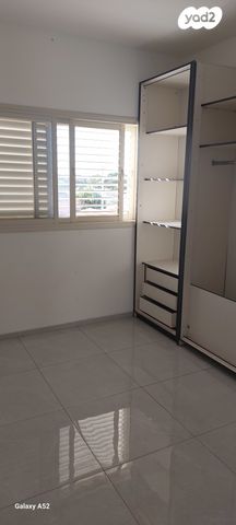 דירה, הרב אלימלך נויפלד 17, נאות גנים, נתניה