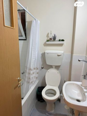 דירה, אהרון לובלין 32, גני אביב, לוד