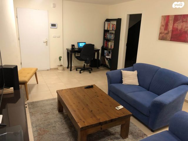 מרתף/ פרטר, חנה סנש 10, השכונה הוותיקה, גבעת שמואל