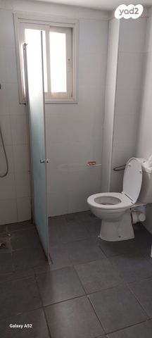 דירה, הרב אלימלך נויפלד 17, נאות גנים, נתניה