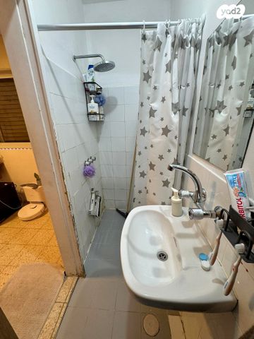 דירה, אהרון לובלין 32, גני אביב, לוד