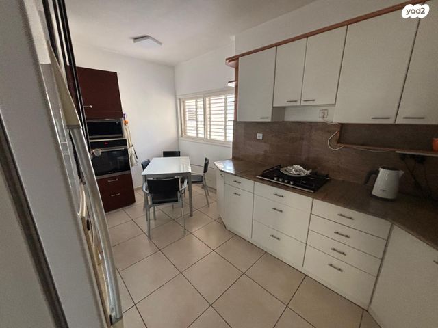 דירה, הפרדס 11, הדר, רמת השרון