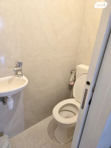 דירה, אהרון אייזנברג 11, א' / צפון מזרח העיר, רחובות