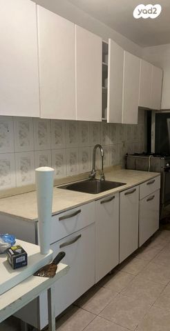 קרן קיימת לישראל 11