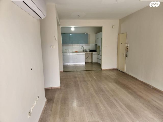 דירה, רחל 1, מרכז העיר, סביניה, הוותיקה, קרית ביאליק