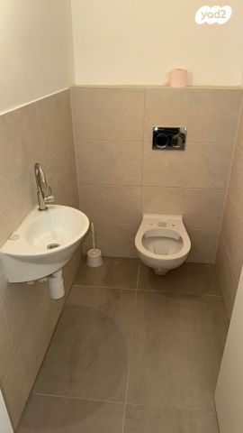 דירה, דרך לוי אשכול 73, שיכון רסקו, קרית אונו