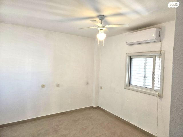 דירה, אהרון אייזנברג 11, א' / צפון מזרח העיר, רחובות