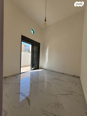 דירה, הצרי 23, עג'מי, גבעת העליה, תל אביב יפו