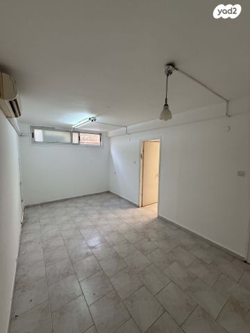 מרתף/ פרטר, רבנו וידל הצרפתי 6, רובע ט', אשדוד