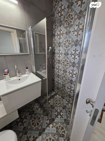 דירה, משה פורר 2, היובל, שרונה, רחובות