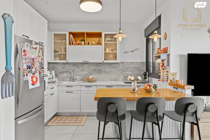 גג/ פנטהאוז, גבים, האירוס, ראשון לציון