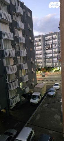 דירה, ישראל בן ציון 21, דרום מערב ותיק, בת ים