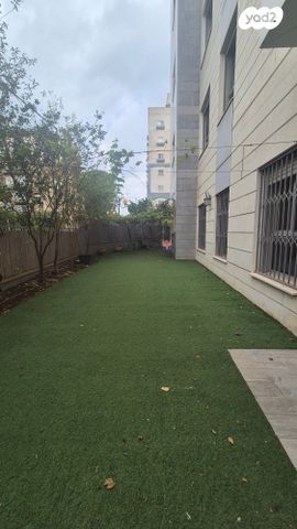 דירת גן, רמתיים, הוד השרון