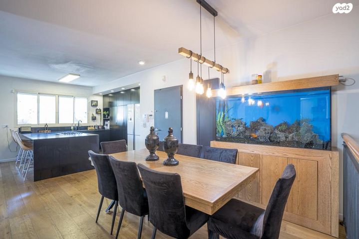 דירת גן, שלמה המלך 6, הוד השרון