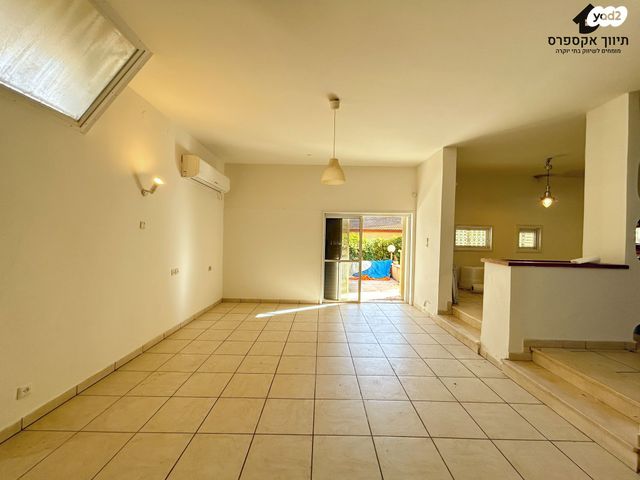 בית פרטי/ קוטג', עומר