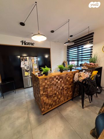 בית פרטי/ קוטג', השלושה 55, עמידר, בת ים