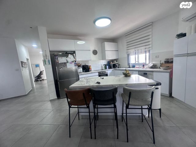 דירה, שדרות השיטה, קרית מנחם, אופקים