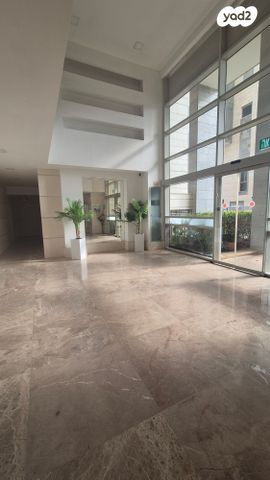 דירת גן, רמתיים, הוד השרון