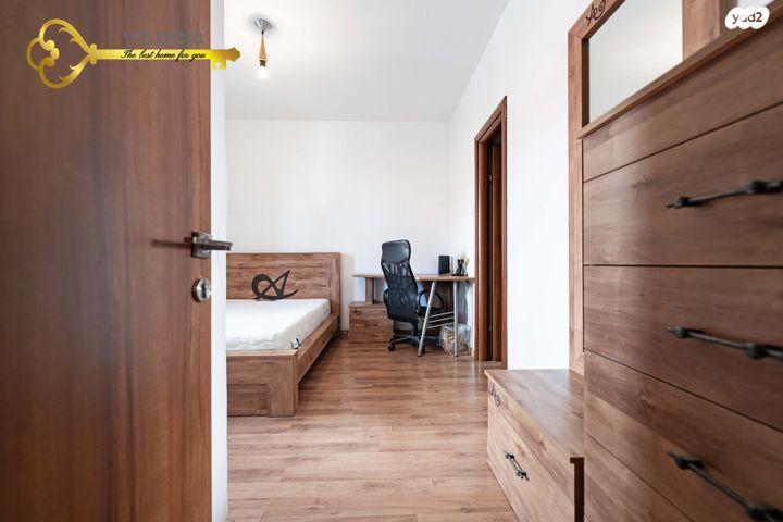 בית פרטי/ קוטג', אחד במאי 19, מרכז, קרית עבודה, חולון