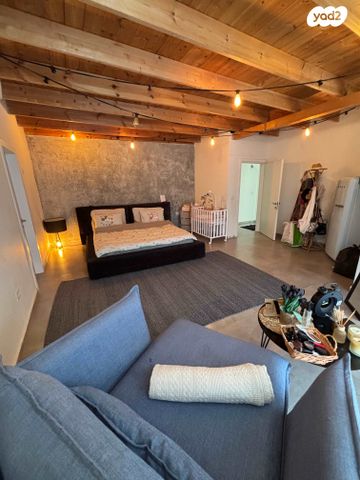 בית פרטי/ קוטג', השלושה 55, עמידר, בת ים