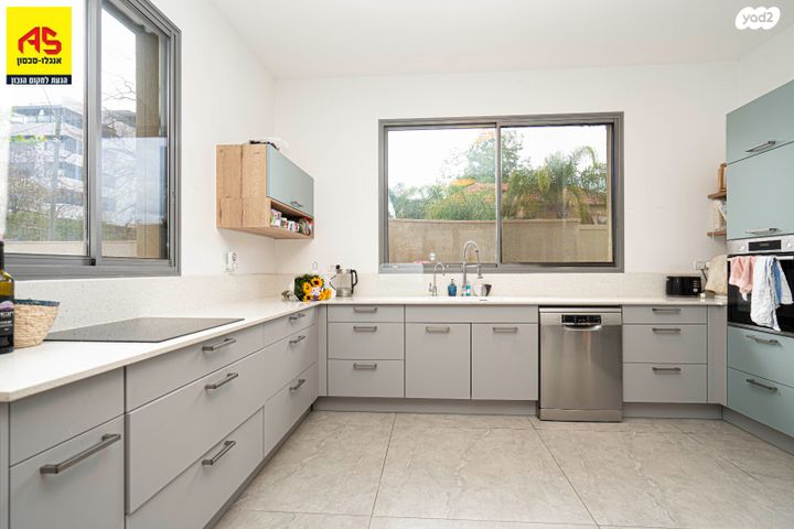 בית פרטי/ קוטג', רעננה