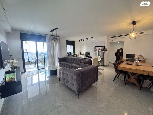 דירה, יוסף בורג 92, נווה זאב, נאות אילן, באר שבע