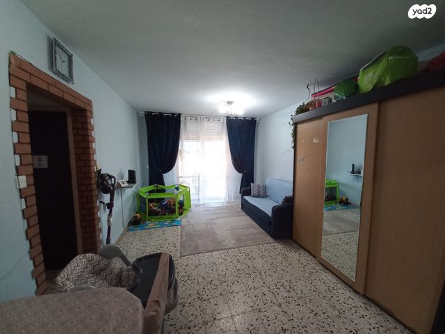 דירה, יצחק רבין, מעלות תרשיחא