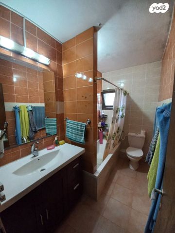 דירה, יצחק רבין, מעלות תרשיחא