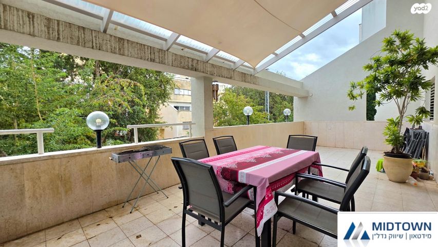 דופלקס, ירושלים 47, שיכוני מזרחי, כפר סבא