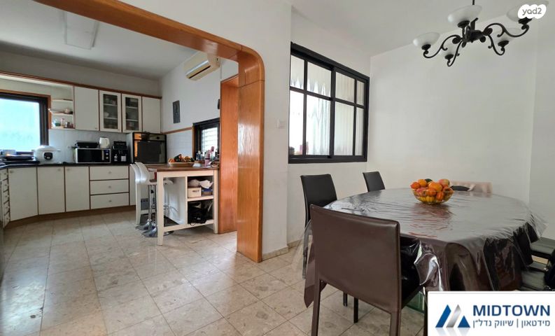 דופלקס, ירושלים 47, שיכוני מזרחי, כפר סבא