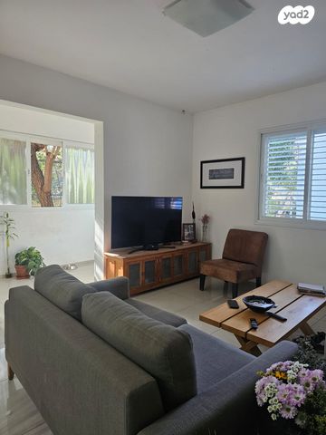 דירה, ישראל טייבר, גבעת הרמבם, גבעתיים