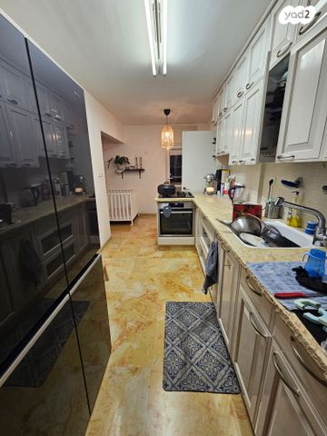 דירה, מבוא השמש, המכבים, גבעת זאב