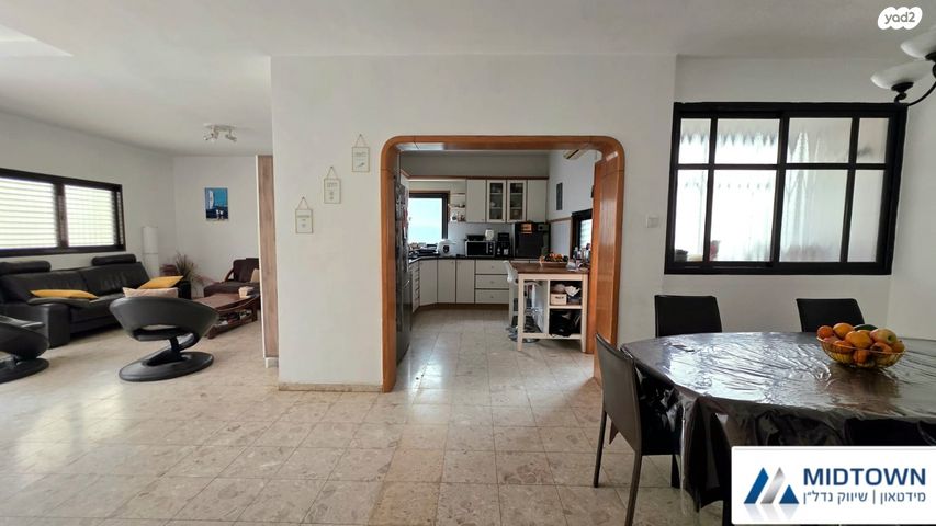 דופלקס, ירושלים 47, שיכוני מזרחי, כפר סבא