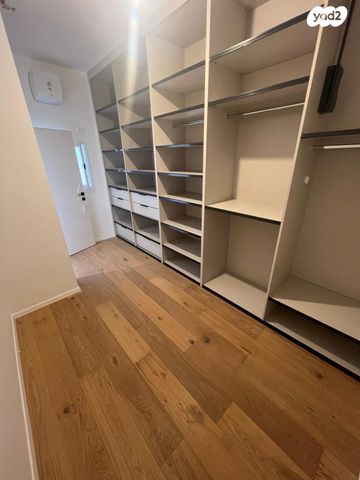 דירה, בילטמור, הצפון החדש - כיכר המדינה, תל אביב יפו