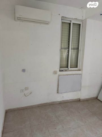 דירה, שדרות ירושלים, יד לבנים, רמת גן