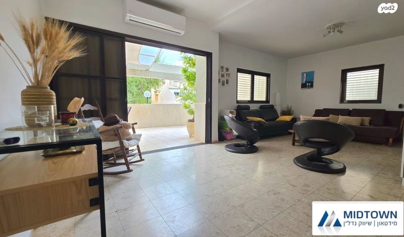 דופלקס, ירושלים 47, שיכוני מזרחי, כפר סבא