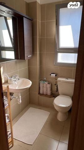 דירה, הרצליה