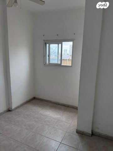 דירה, שדרות ירושלים, יד לבנים, רמת גן