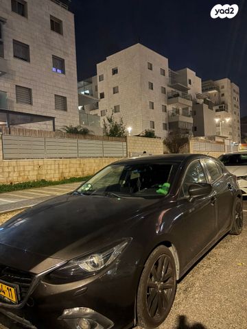מאזדה 3