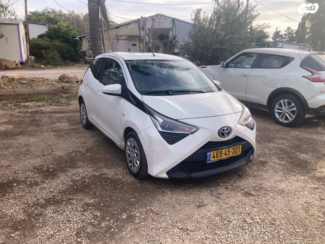 טויוטה אייגו