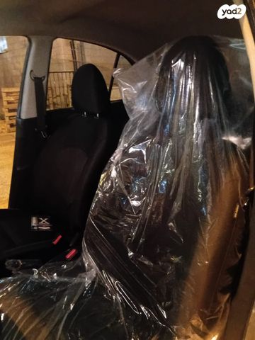 מודעת רכב ניסאן מיקרה