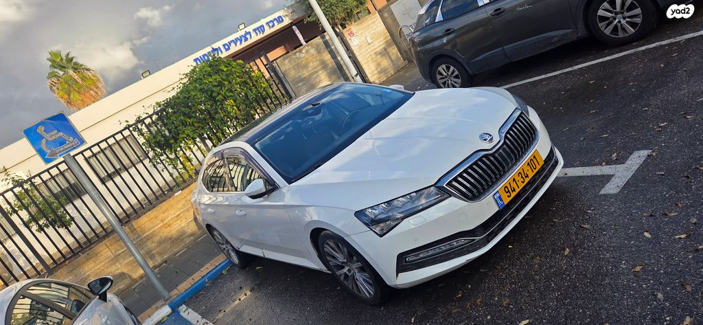 מודעת רכב סקודה סופרב