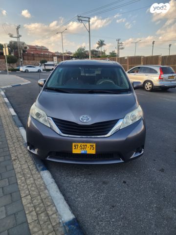 טויוטה סיינה