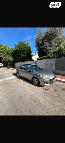 מודעת רכב מאזדה 3