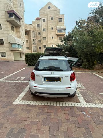 סוזוקי SX4