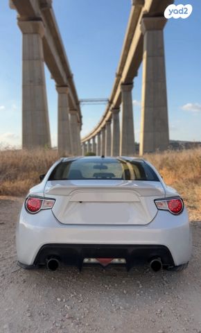 מודעת רכב סובארו BRZ