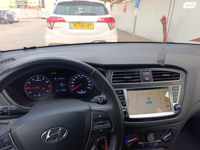 מודעת רכב יונדאי i20