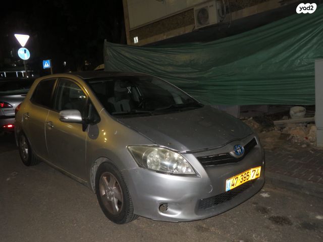 מודעת רכב טויוטה אוריס