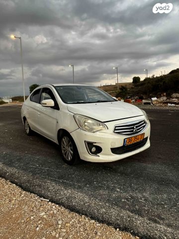 מיצובישי אטראז'